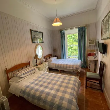 Glenmore House 5* מולינגאר