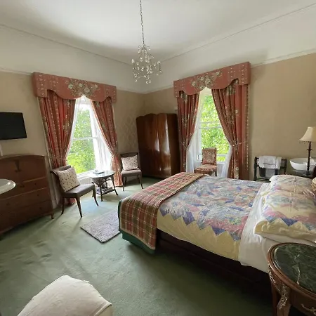 Glenmore House 5*